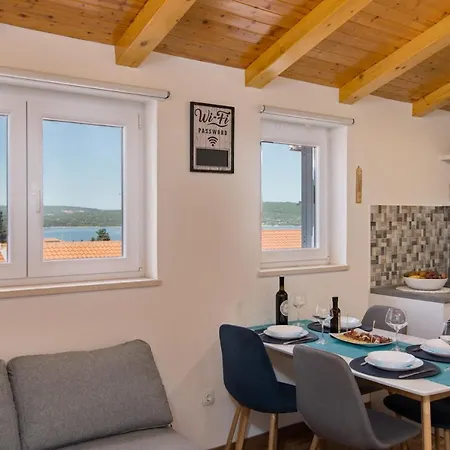 The Rooftop Apartment *